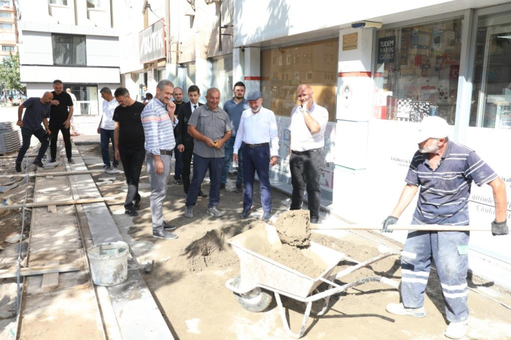 BAŞKAN ÇOLAKBAYRAKDAR, "ŞEHRİN KALBİNE DAHA YEŞİL BİR DOKUNUŞLA, KAYSERİ’MİZE NEFES ALDIRIYORUZ"