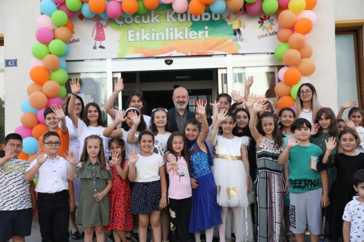 BAŞKAN ÇOLAKBAYRAKDAR’DAN ÖĞRENCİLERE MÜJDE