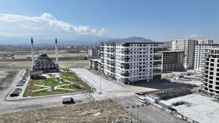 BAŞKAN ÇOLAKBAYRAKDAR, “HEMŞEHRİLERİMİZE DAHA NİTELİKLİ BİR YAŞAM İÇİN ÇALIŞIYORUZ”