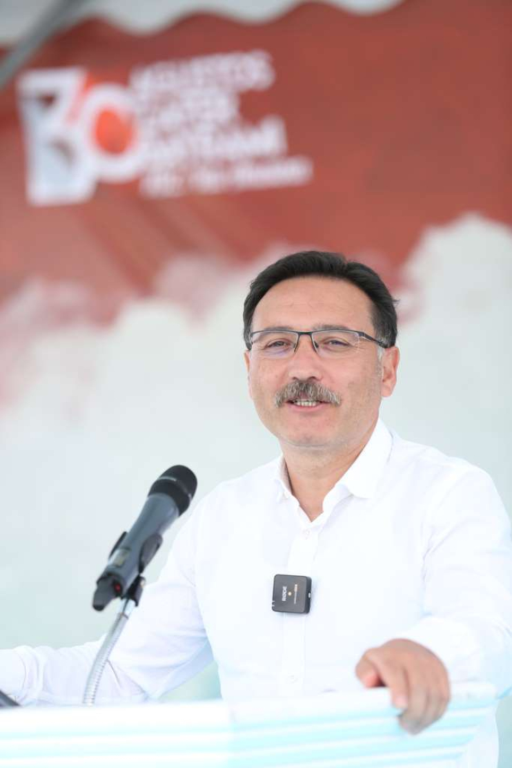 KOCASİNAN’IN ‘GELENEKSEL KUŞÇU OLTA BALIKÇILIĞI YARIŞMASI’ TAMAMLANDI 