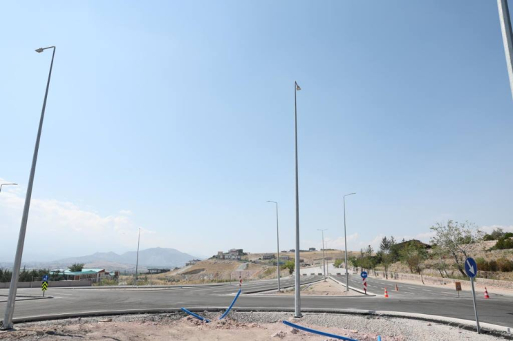 BAŞKAN ÇOLAKBAYRAKDAR, “İMARSIZ YERDEN ASFALTLI MODERN BİR GÜZERGÂHA DÖNÜŞTÜRDÜK”