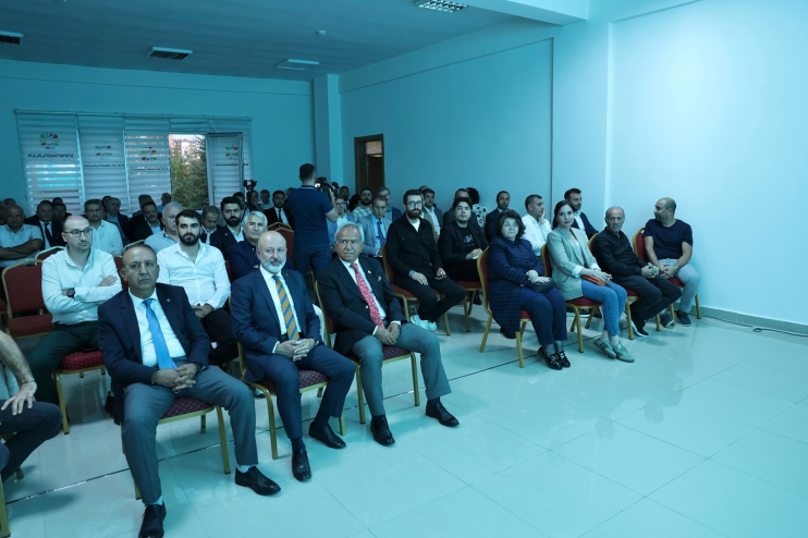 BAŞKAN ÇOLAKBAYRAKDAR, “KOCASİNAN’IN GELECEĞİNİ HEMŞEHRİLERİMİZİN GÖRÜŞLERİYLE ŞEKİLLENDİRİYORUZ”