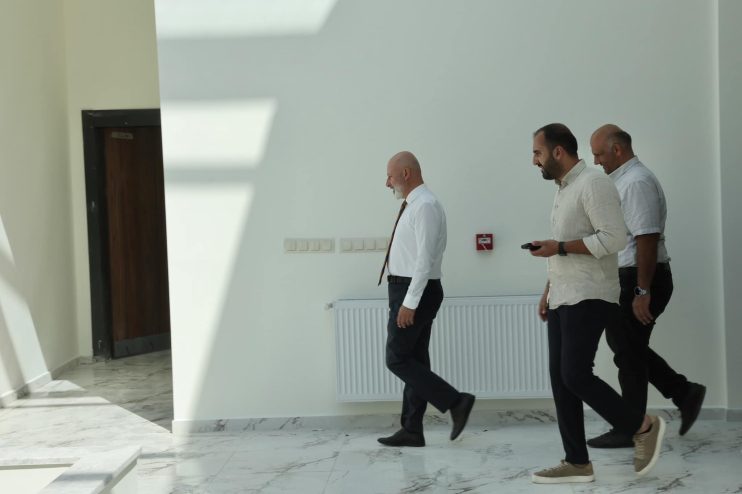 BAŞKAN ÇOLAKBAYRAKDAR, “ÖZEL ÇOCUKLARA ÖZEL TASARLANAN OKULUMUZ, HAYIRLI OLSUN”
