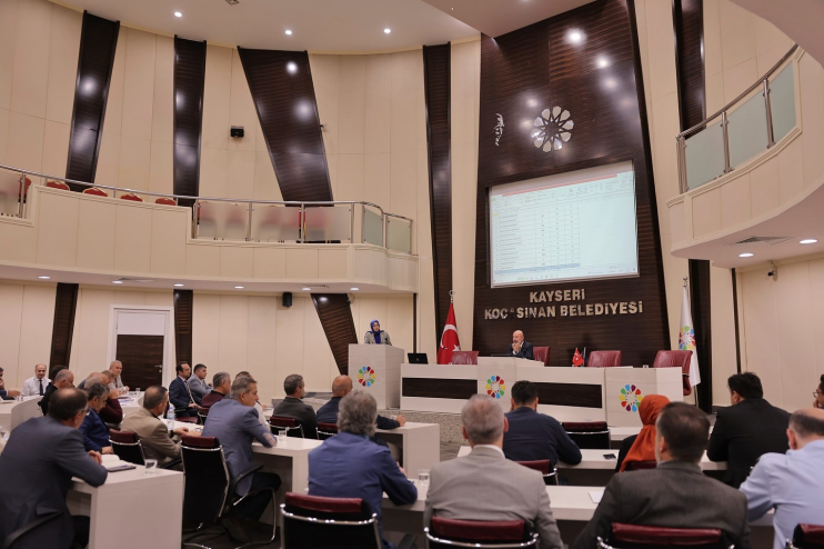 BAŞKAN ÇOLAKBAYRAKDAR, “BAŞARIYLA UYGULADIĞIMIZ BELEDİYE HİZMETLERİ, TÜRKİYE’YE MODEL OLUYOR”