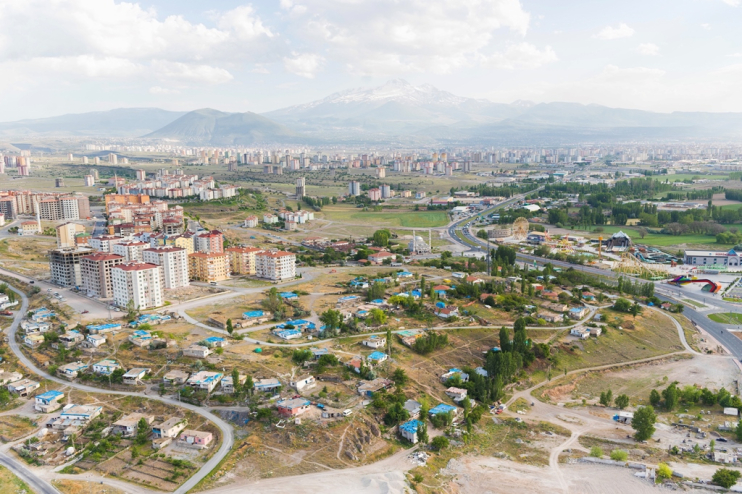 BAŞKAN ÇOLAKBAYRAKDAR, “KENTSEL DÖNÜŞÜMLE KOCASİNAN’IN YENİ YÜZÜ ORTAYA ÇIKIYOR”
