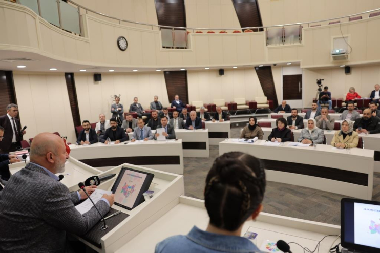 BAŞKAN ÇOLAKBAYRAKDAR, “SON 5 YILDA BORÇLANMADAN, BÜYÜK YATIRIMLARLA KOCASİNAN’IN GELECEĞİNİ İNŞA EDİYORUZ”