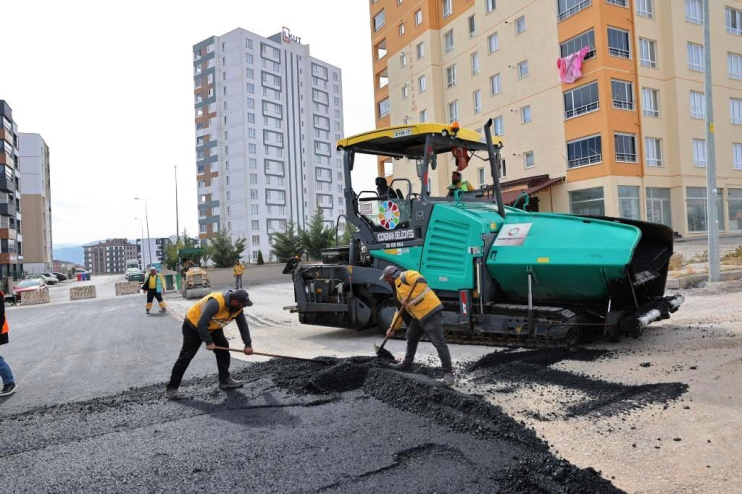 BAŞKAN ÇOLAKBAYRAKDAR, “ŞEHRİMİZİN ULAŞIM KONFORU İÇİN DURMAKSIZIN ÇALIŞIYORUZ”