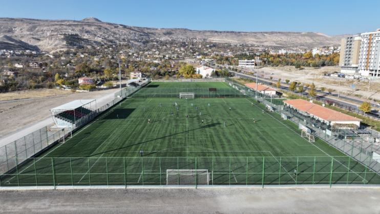BAŞKAN ÇOLAKBAYRAKDAR, “SPORCULARIMIZLA GURUR DUYUYORUM”