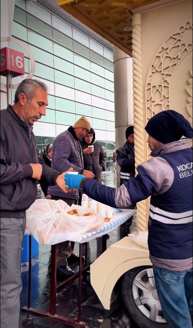 BAŞKAN ÇOLAKBAYRAKDAR, “HER ŞARTTA VE KOŞULDA VATANDAŞIMIZIN YANINDAYIZ”