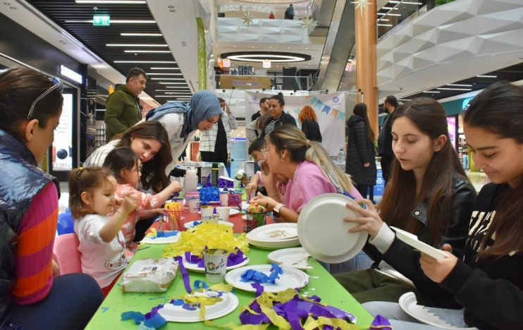 BAŞKAN ÇOLAKBAYRAKDAR, “HER ALANDA GENÇLERİMİZİN VE EVLATLARIMIZIN YANINDAYIZ”