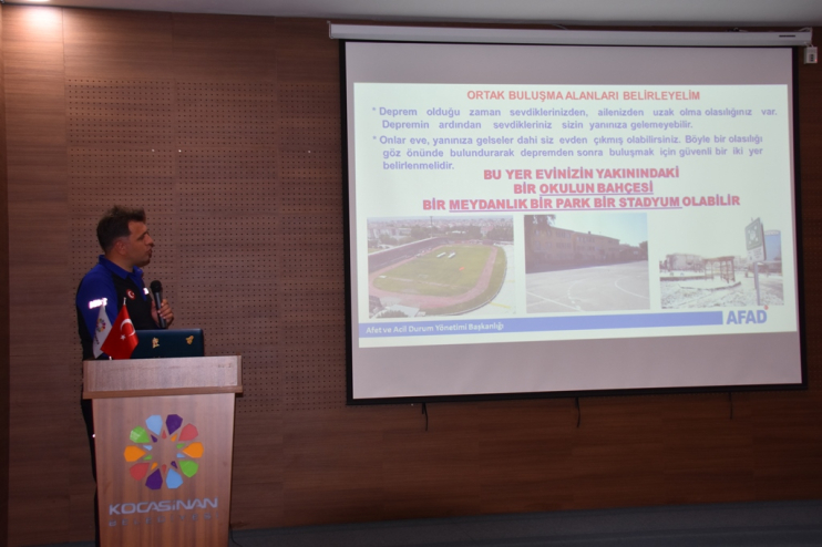 BAŞKAN ÇOLAKBAYRAKDAR, “ÇALIŞMALARIMIZ VE EĞİTİMLERİMİZLE, ŞEHRİMİZİ DEPREME KARŞI DAHA DİRENÇLİ HALE GETİRİYORUZ”