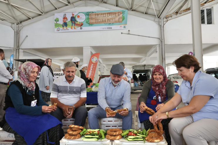 BAŞKAN ÇOLAKBAYRAKDAR, “ŞEHRİMİZE ORGANİK TARIMI SEVDİRDİK”