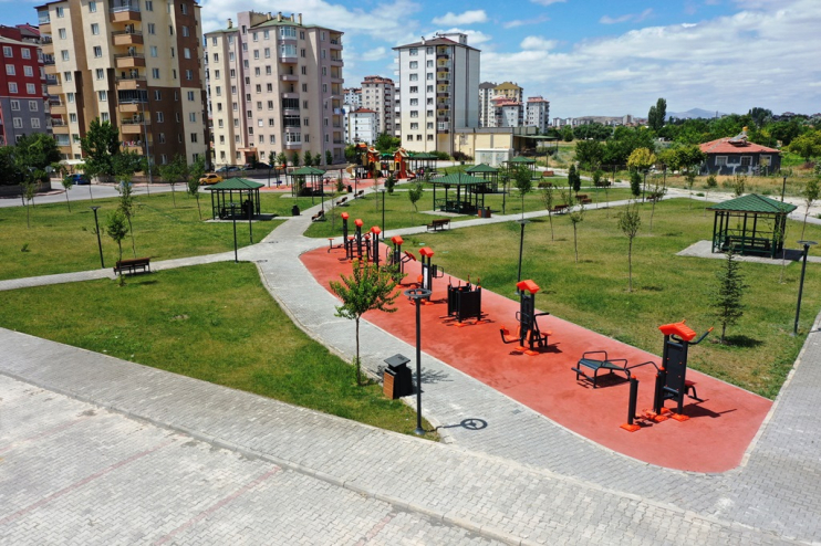 BAŞKAN ÇOLAKBAYRAKDAR, “YEŞİL ALANDA DA REKOR ÜSTÜNE REKOR KIRDIK”