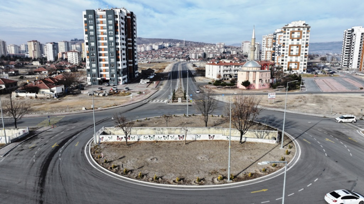 KOCASİNAN, AKILLI KAVŞAKLARLA KAYSERİ TRAFİĞİNİ RAHATLATIYOR