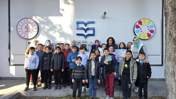SİNAN KÜTÜPHANELERİ SAYESİNDE OKUMA ALIŞKANLIĞI KAZANAN ÇOCUKLARDAN BAŞKAN ÇOLAKBAYRAKDAR’A TEŞEKKÜR