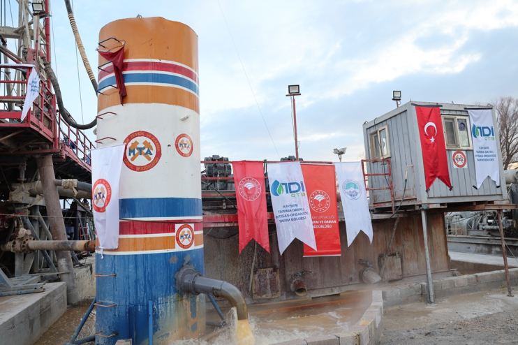 BAŞKAN ÇOLAKBAYRAKDAR, “SERA OSB, KOCASİNAN’I TÜRKİYENİN TARIM ÜSSÜ YAPACAK”