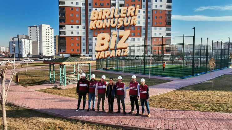 BAŞKAN ÇOLAKBAYRAKDAR, “YUNUSEMRE’ DE A’DAN Z’YE KENTSEL DÖNÜŞÜMÜ BÜYÜK BİR BAŞARIYLA TAMAMLADIK”