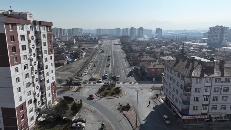 BAŞKAN ÇOLAKBAYRAKDAR, KOCASİNAN’DAKİ DÖNÜŞÜMÜN ÖNCESİ VE SONRASINI PAYLAŞTI