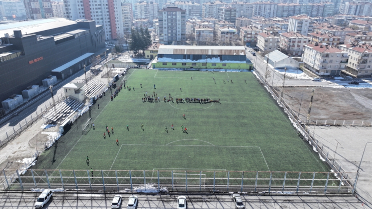 BAŞKAN ÇOLAKBAYRAKDAR, "SPORUN GÜCÜYLE VATANINA BAĞLI, AHLAKLI BİREYLER YETİŞTİRMEYİ HEDEFLİYORUZ"