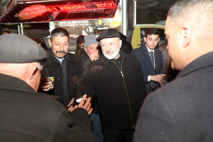 BAŞKAN ÇOLAKBAYRAKDAR, RAMAZAN’DA HER AKŞAM KOCASİNAN SAKİNLERİYLE BİRLİKTE