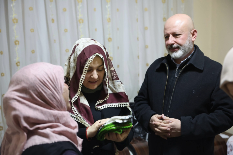BAŞKAN ÇOLAKBAYRAKDAR, KOCASİNAN’IN ÇINARLARIYLA GÖNÜL SOFRASINDA BİR ARAYA GELDİ
