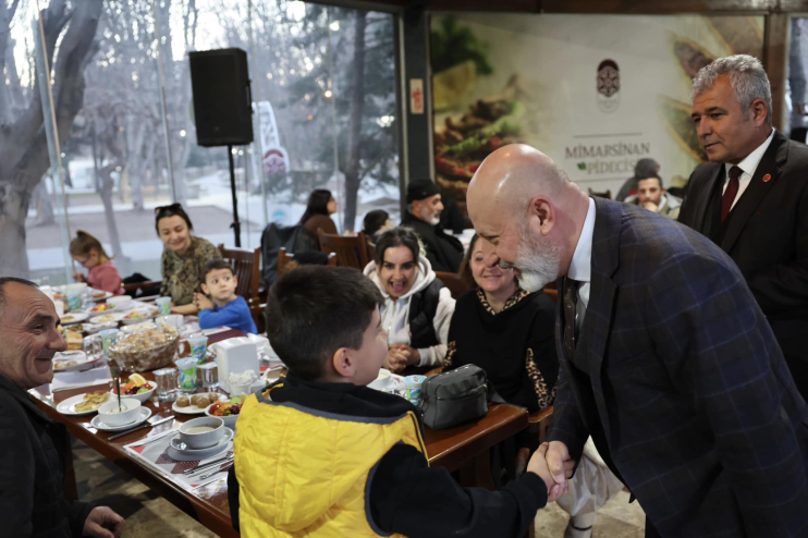 BAŞKAN ÇOLAKBAYRAKDAR, “KOCASİNAN’A DEĞER KATMAYA DEVAM EDECEĞİZ”