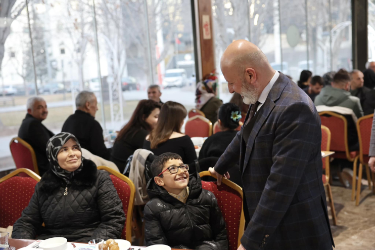 BAŞKAN ÇOLAKBAYRAKDAR, “KOCASİNAN’A DEĞER KATMAYA DEVAM EDECEĞİZ”