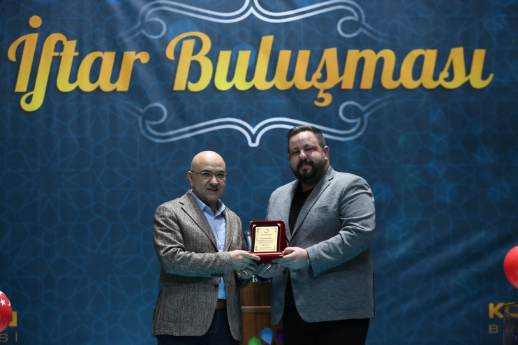 KOCASİNAN BELEDİYESİ, ENGELLİ VATANDAŞLARIN HAYATINI KOLAYLAŞTIRMAK İÇİN 40 AKÜLÜ ARAÇ DAĞITTI