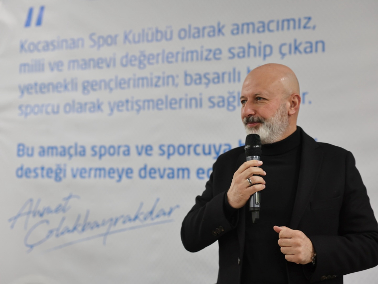 BAŞKAN ÇOLAKBAYRAKDAR, “KAYSERİYİ SATRANÇ MERKEZİ YAPMAYI VE TÜRKİYE ŞAMPİYONLARI YETİŞTİRMEYİ HEDEFLİYORUZ”