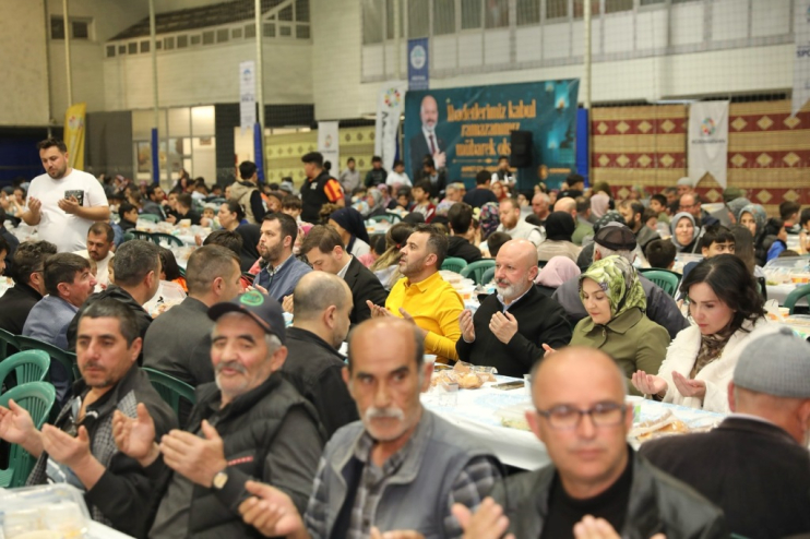 KOCASİNAN, RAMAZAN AYI’NDA ON BİNLERCE VATANDAŞIN GÖNLÜNE DOKUNDU