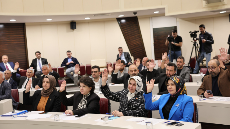 BAŞKAN ÇOLAKBAYRAKDAR, “HER ALANDA MUTLU OLACAK BİR ŞEHİR İNŞA EDİYORUZ”