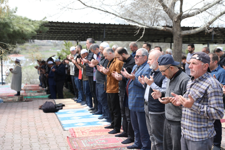 BAŞKAN ÇOLAKBAYRAKDAR: “HİZMETLERİMİZLE KIRSALIN YAŞAM KALİTESİNİ ARTIRIYORUZ”