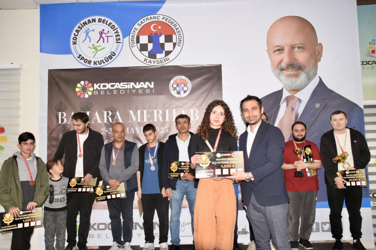 BAŞKAN ÇOLAKBAYRAKDAR: “SATRANÇTA DOĞRU HAMLEYİ YAPTIK, YURT DIŞINDAN KATILIM BUNU TESCİLLEDİ”