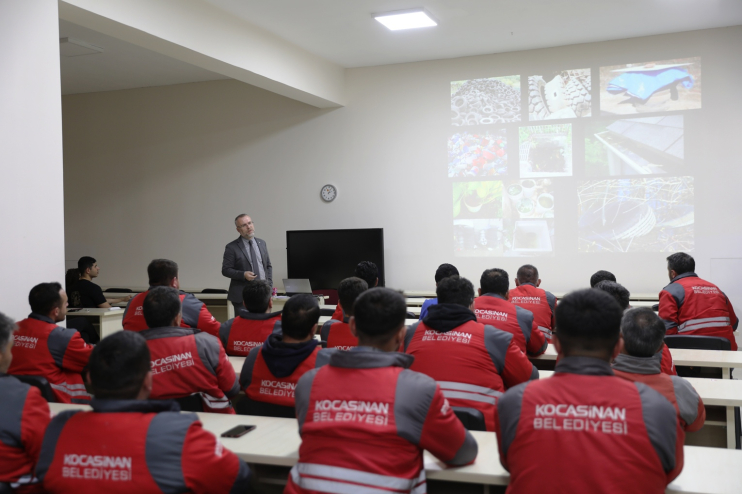 KOCASİNAN BELEDİYESİ’NDEN VETERİNERLİK PERSONELİNESERTİFİKALI EĞİTİM