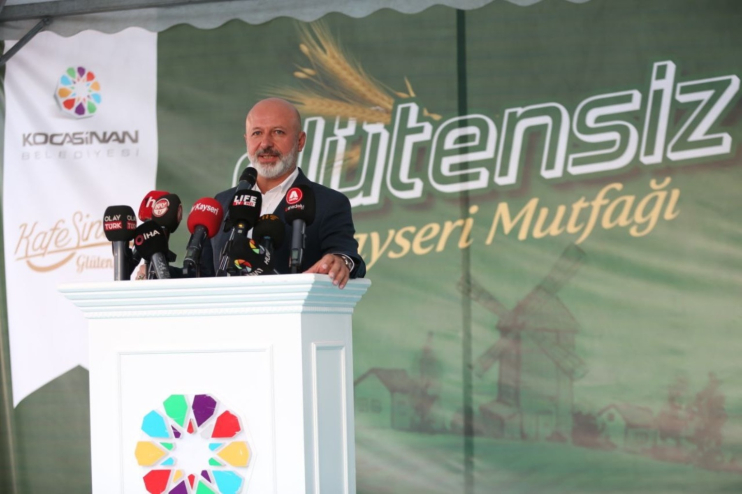 ÇÖLYAKLILAR İÇİN TÜRKİYE’DE İLKLERE İMZA ATAN KOCASİNAN, ŞİMDİYE KADAR 7 BİN 225 ÇÖLYAK PAKETİ DAĞITTI