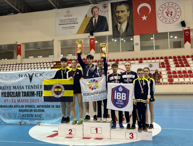 KOCASİNAN SPORCULARI HEM YILDIZLARDA HEM DE ÇİFTLERDE TÜRKİYE ŞAMPİYONU
