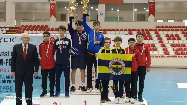 KOCASİNAN SPORCULARI HEM YILDIZLARDA HEM DE ÇİFTLERDE TÜRKİYE ŞAMPİYONU