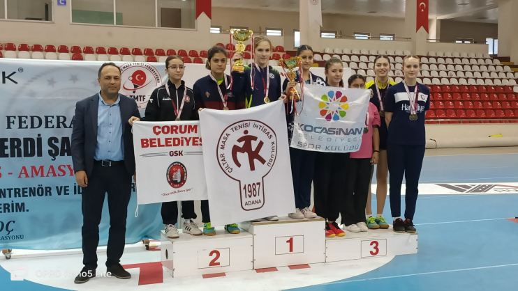 KOCASİNAN SPORCULARI HEM YILDIZLARDA HEM DE ÇİFTLERDE TÜRKİYE ŞAMPİYONU
