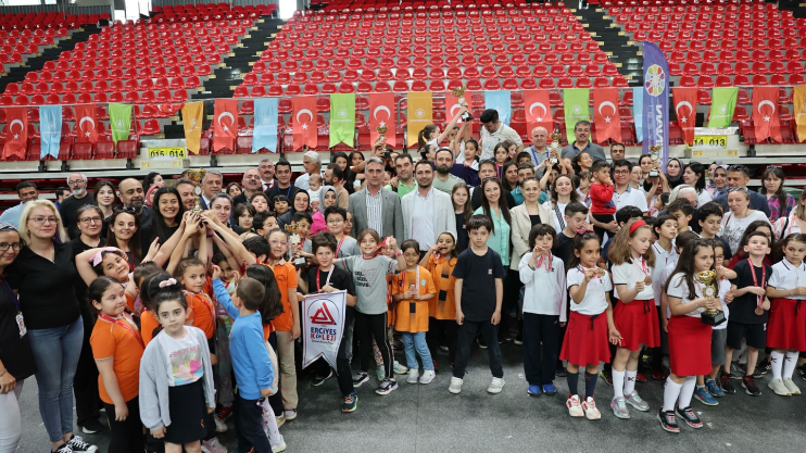 BAŞKAN ÇOLAKBAYRAKDAR: “KAYSERİ’Yİ SATRANÇTA DA MARKA ŞEHİR YAPMAK İÇİN ÇALIŞIYORUZ”