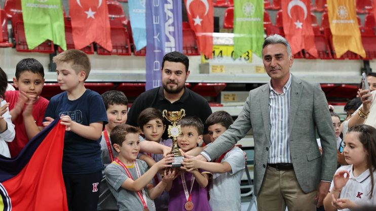 BAŞKAN ÇOLAKBAYRAKDAR: “KAYSERİ’Yİ SATRANÇTA DA MARKA ŞEHİR YAPMAK İÇİN ÇALIŞIYORUZ”