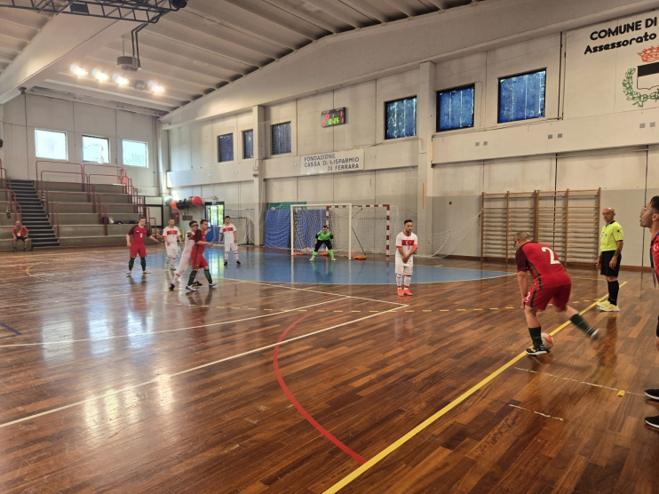 BAŞKAN ÇOLAKBAYRAKDAR, AVRUPA İKİNCİSİ OLAN KOCASİNAN’IN ÖZEL SPORCUSUNU TEBRİK ETTİ