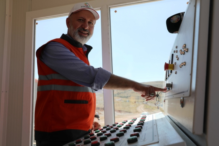 BAŞKAN ÇOLAKBAYRAKDAR: “İKİNCİ FABRİKAMIZ, YERLİ ÜRETİMİN VE KAYSERİ’NİN GURURUDUR”