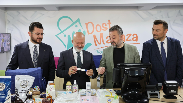 BAŞKAN ÇOLAKBAYRAKDAR ,“VİCDANİ BİR SORUMLULUK OLAN DOST ELİ, TÜM KAYSERİ’YE YAYILACAK”