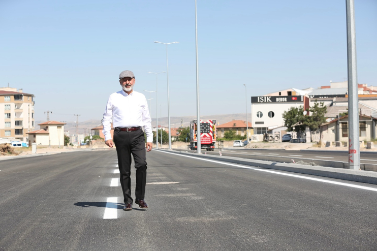 BAŞKAN ÇOLAKBAYRAKDAR: "ŞEHRİMİZE YAKIŞIR 30 METRELİK BULVARI HİZMETE AÇTIK."