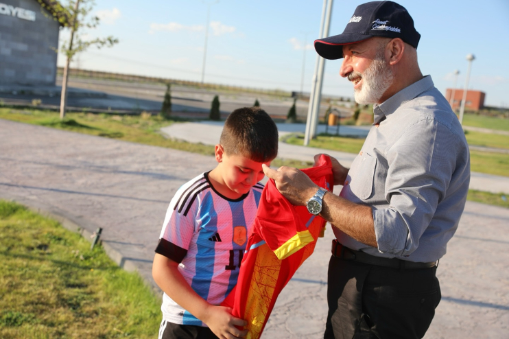 BAŞKAN ÇOLAKBAYRAKDAR: "EN GÜZEL ŞEHİR MANZARALI MİLLET BAHÇESİ, HERKESİN YENİ GÖZDESİ OLDU"