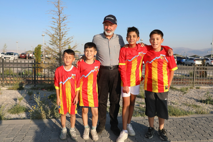 BAŞKAN ÇOLAKBAYRAKDAR: "EN GÜZEL ŞEHİR MANZARALI MİLLET BAHÇESİ, HERKESİN YENİ GÖZDESİ OLDU"