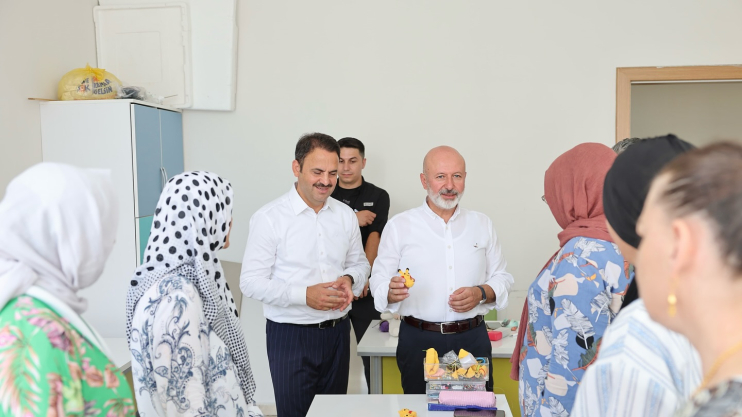 BAŞKAN ÇOLAKBAYRAKDAR: “KOCASİNAN AKADEMİ İLE KAYSERİ’YE ÖRNEK HİZMETLER KAZANDIRDIK”