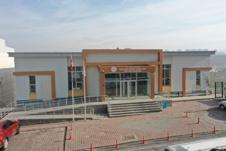 BAŞKAN ÇOLAKBAYRAKDARDAN ERCİYESEVLER’E DE AİLE SAĞLIĞI MERKEZİ MÜJDESİ