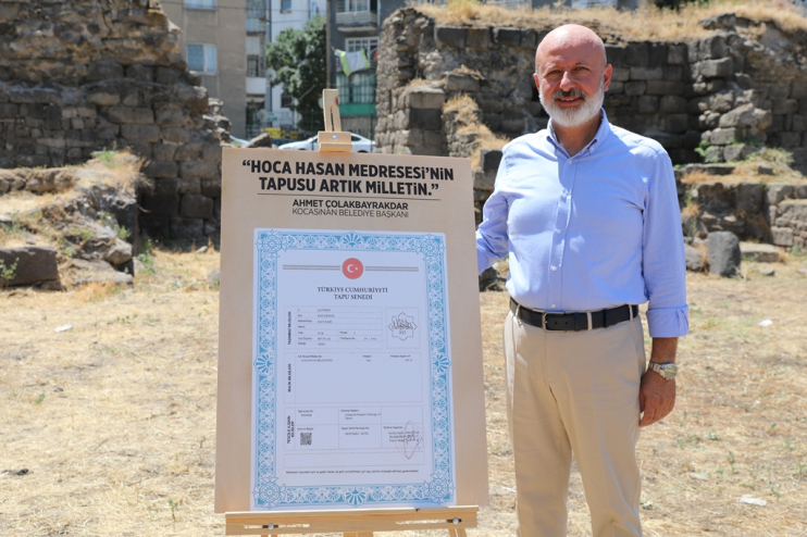 BAŞKAN ÇOLAKBAYRAKDAR, “KAYSERİ’NİN İLK MEDRESESİNİ KÜLTÜR HAZİNEMİZE YENİDEN KAZANDIRIYORUZ”
