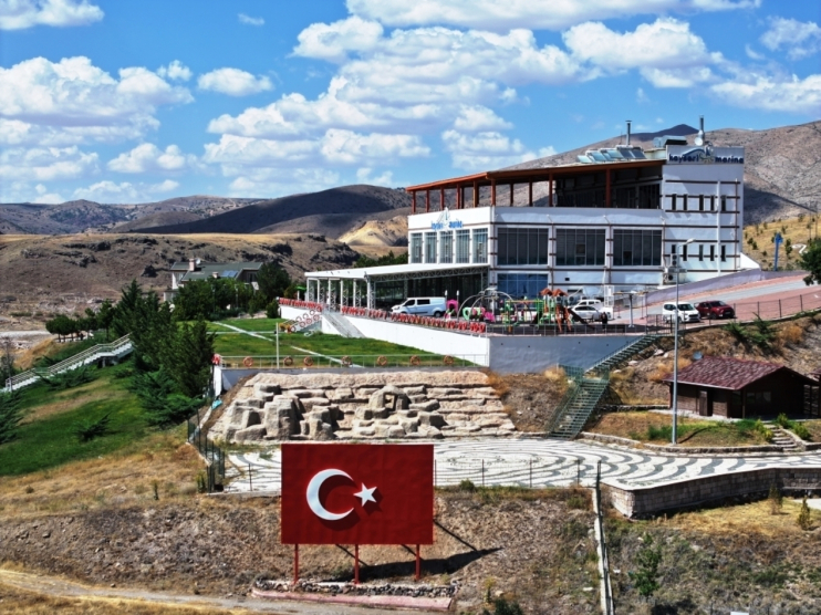 BAŞKAN ÇOLAKBAYRAKDAR: “TURİZMİN YENİ ADRESİ KOCASİNAN OLACAK”